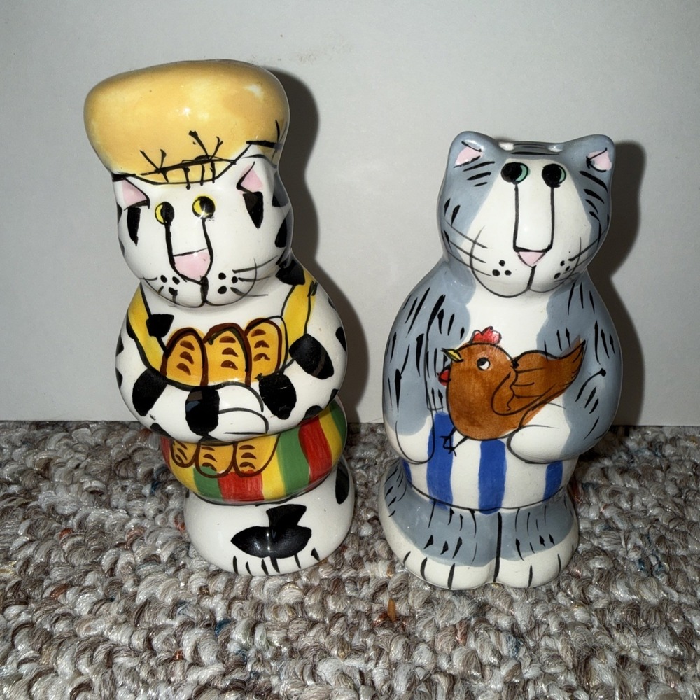 Candace Reiter Catzilla Ceramic Salt & Pepper Shaker Set‎ Chef and Waiter